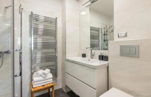 Azure Escape SEA VIEW Apartment - Photo 5