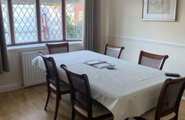 Super King Bed Suite, Executive office, fast WiFi, free parking - Foto 16