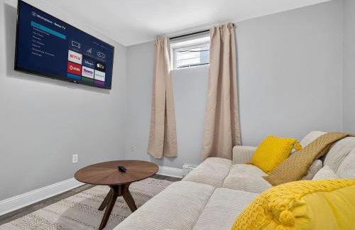 Vintage 2BR apt in Boston with Free Parking - Foto 18