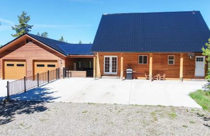 Rimfire Refuge by KABINO Hot Tub Fire Pit Sauna PS3 Grill WiFi Loft - Foto 37