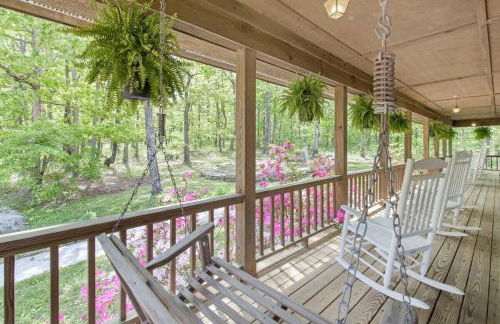 Wooded Retreat with game area and hot tub - Foto 7