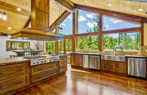 LX33 Lake Tahoe Villa with Gameroom Hot tub Sauna - Foto 6