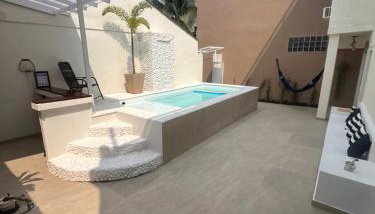 Casa com piscina, churrasqueira e terraço com vista pro mar! - Foto 4