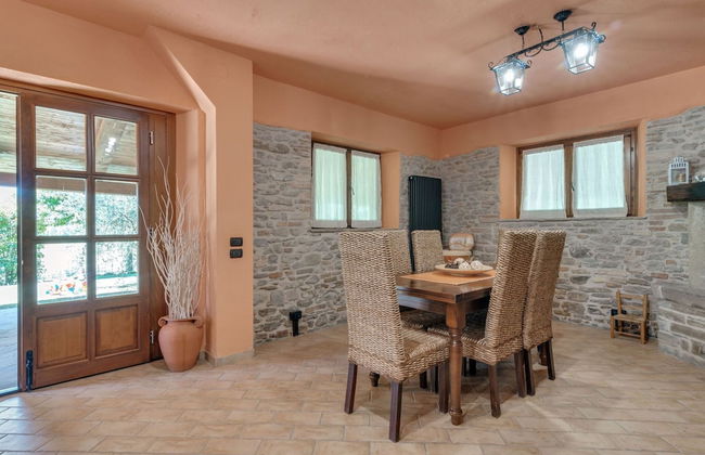 Villa in Piandimeleto With Pool & Sauna - Foto 36