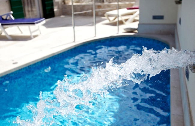 Adorable Villa With Swimming Pool and sea View - Foto 23