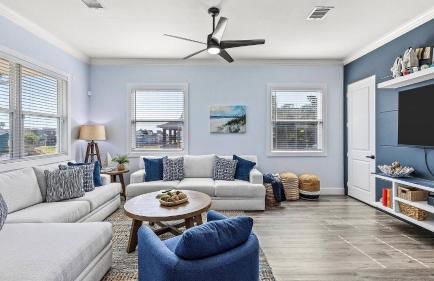 The Suite Spot | The Palm Beach - Photo 25