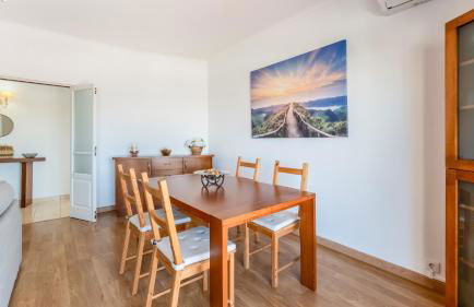 Sunny 3BDR Apt with Pool in Ferreiras by LovelyStay - Foto 10