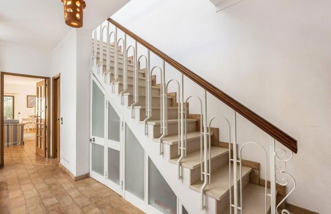 Beautiful Villa in Praia da Salema max 6 People - Foto 21