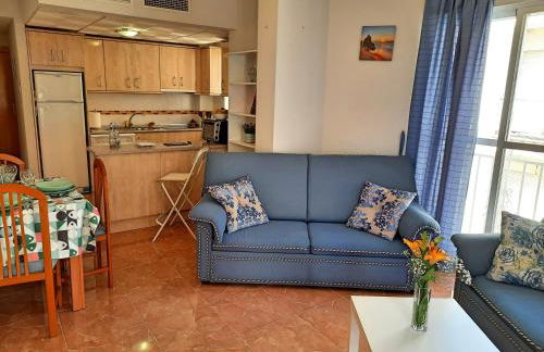 Apartamento playero con vistas a la montaña - Foto 1