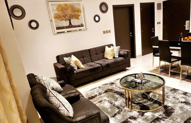 Chafford Suite-Douglas Luxury Apartments - Photo 7