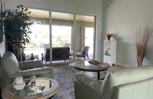 Relax with nature in our Waterfront 4 bedroom -HEATED POOL HOME-KING BED - Foto 41