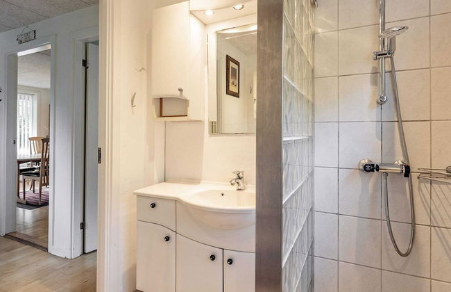 8 Person Holiday Home in Skals - Foto 14