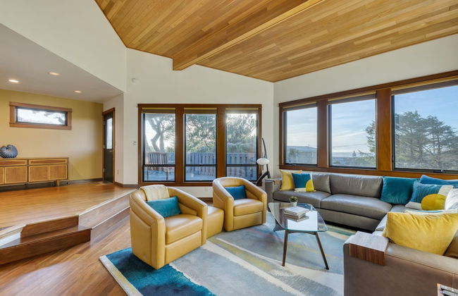 Half Block to Beach w Oceanview Patio Balcony The Shore Pine by Avantstay - Foto 1