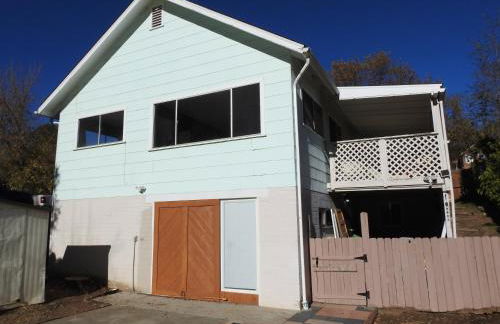 Miners Choice 3 Bedroom on Main St Bonus Rooms Sleeps up to 9 TV WIFI Piano - Foto 71