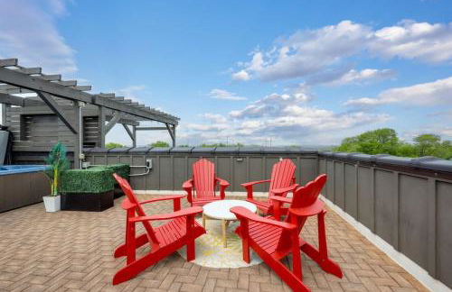 Two Townhomes - Hot Tubs and Rooftop Balconies - Foto 42