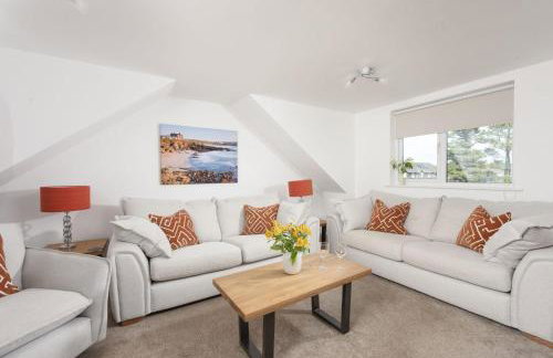 Bridge Apartment - Free Parking & WiFi - Near Perranporth Beach - Foto 3