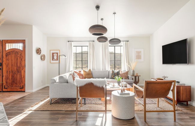 Flora by Avantstay Modern Private Desert Oasis on Large Grounds w Pool Bocce Ball - Foto 20