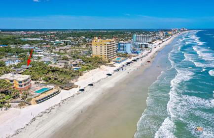 Dog Friendly Loft STEPS from Beach with Gas Barbecue Grill and Upstairs Deck! - Foto 27