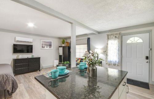 Greenwood Studio Cottage Less Than 1 Mi to Downtown! - Foto 9