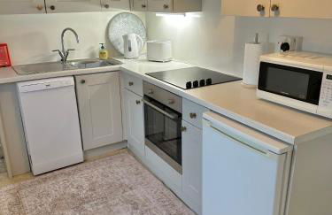 Romantic log-burner Cornish Cottage private garden dogs welcome - Photo 12