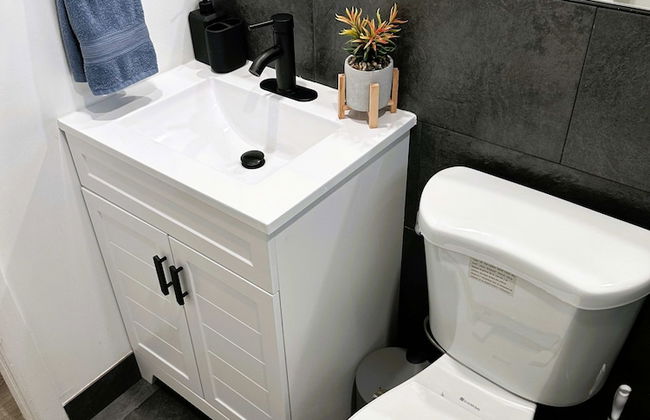 BnB Hyperion Brand New 2b2b Retreat w Patio - Foto 28