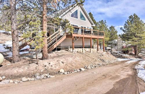 Gorgeous Twin Lakes Home with Deck Overlooking Mtns! - Foto 33