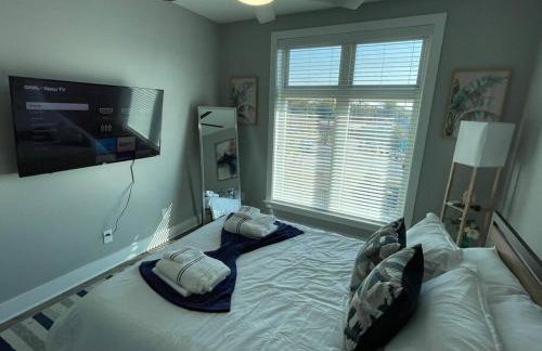 Pet friendly Wi-Fi luxury gated community downtown Greenville - Photo 6