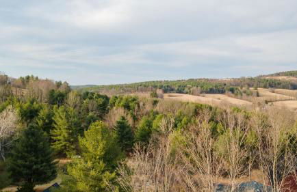 Secluded w/ Deck Views, Hot Tub, & Ping Pong Hudson in the Berks by Avantstay - Foto 93