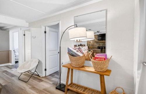 Lakefront Cabin with Private Dock - Foto 14