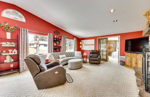 1 Mi to Attractions Getaway with Mtn Views! - Foto 2