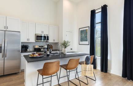 New Build Sleeps 12 2 Condos Modern Design Near Downtown Nashville - Photo 3