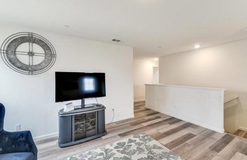 Pool Table and Patio! Spacious Merced Getaway - Foto 20