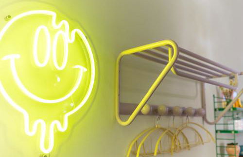 RetroPop Designerzimmern Nahe Alster & City für 2 Personen by LDGG - Foto 14