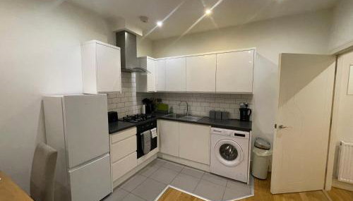 Modern apartment 4 mins from Gatwick - Foto 5