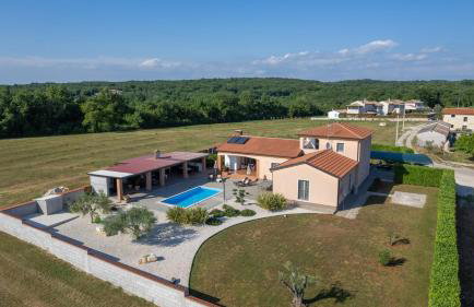 Beautiful Villa Sveta Anna with jacuzzi in Tinjan - Foto 6