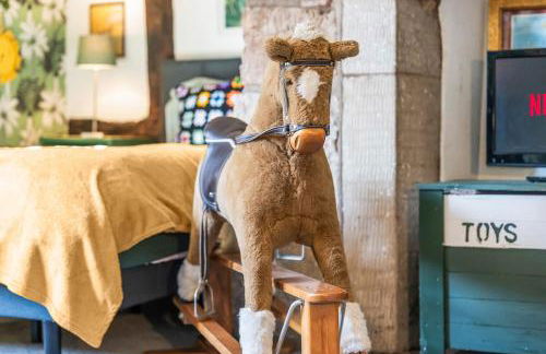 #54 The Balti Cottage Apartment - Sleeps 5 - Close to Kingsbury Water Park - " Perfect for Contractors and Families - Free parking" - Foto 36