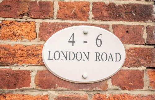 The Old Bakery, Wrentham - Photo 45