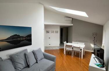 Casa di Giò - Comfy Lake Como Attic - Foto 20