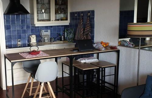 Studio Cabine à Giens avec Terrasse, Piscine et Parking - FR-1-335-193 - Foto 10