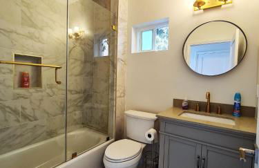 Prime LA 2 bedroom & 3 bath home Beverly Hills adj - Foto 15