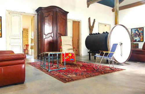 "La Case" - Magnifique ferme rénovée au cœur de la nature - Piscine privée sans vis-à-vis - Vue dégagée - Jardin - Stationnements gratuits devant la propriété - Belles prestations - Foto 51