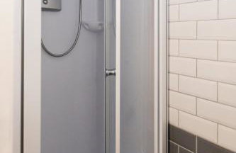 1 Bedroom Newton Apartment l Free Parking l Wigan Royal Infirmary l Haigh Hall l Central Location - Foto 16