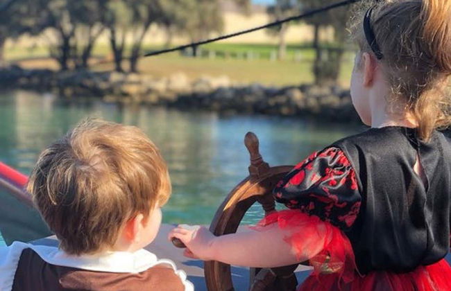 Mandurah Pirate Ship Cruise - Photo 4