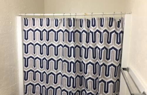 Cozy 1-BR upstairs apartment, near Fort Sill! - Photo 16