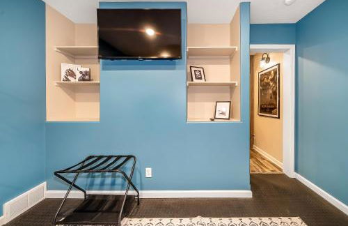 Spacious Country Farmhouse Retreat, Sleeps 16, Pool, Movie Room - Foto 71