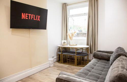 Entire Luxury Home in Old Trafford, next to MUFC - Foto 2