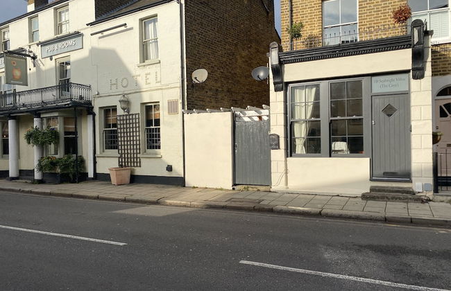 Immaculate 1-bed Apartment Near the River Thames - Foto 1