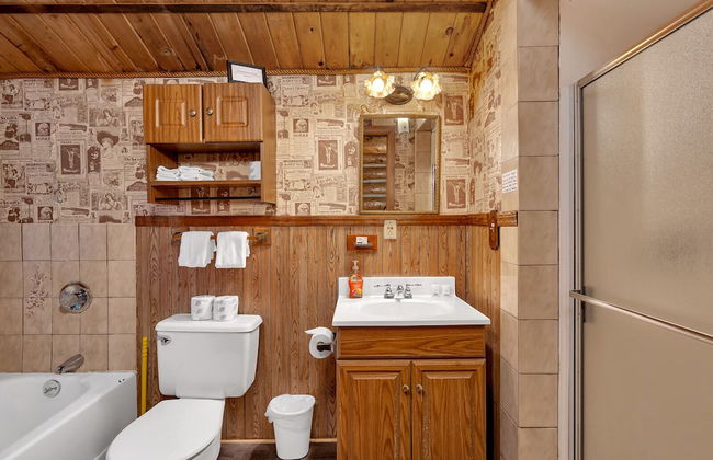 The Log Home Quintessential Log Cabin in Ynp! - Foto 25