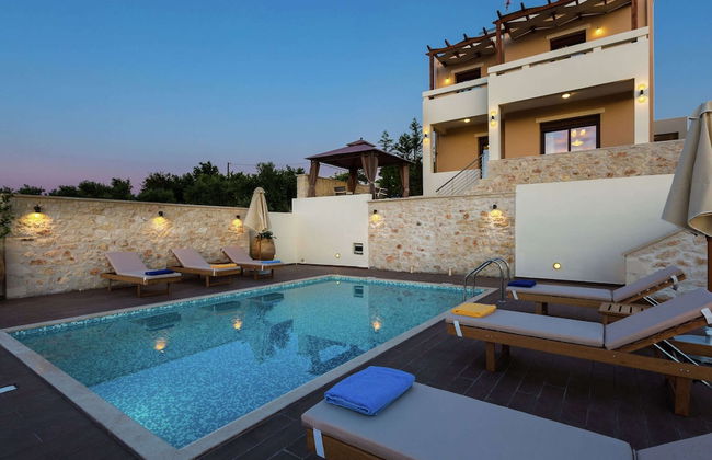 Novel Villa in Roupes with Private Pool near Arkadi Monastery - Photo 21