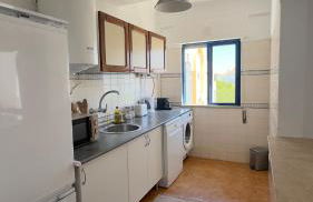 Apartment in Altura, Algarve with Balcony Near Beach and Town Center - Photo 14
